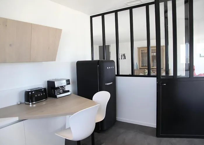 La Sardane Bed & Breakfast Le Plomb